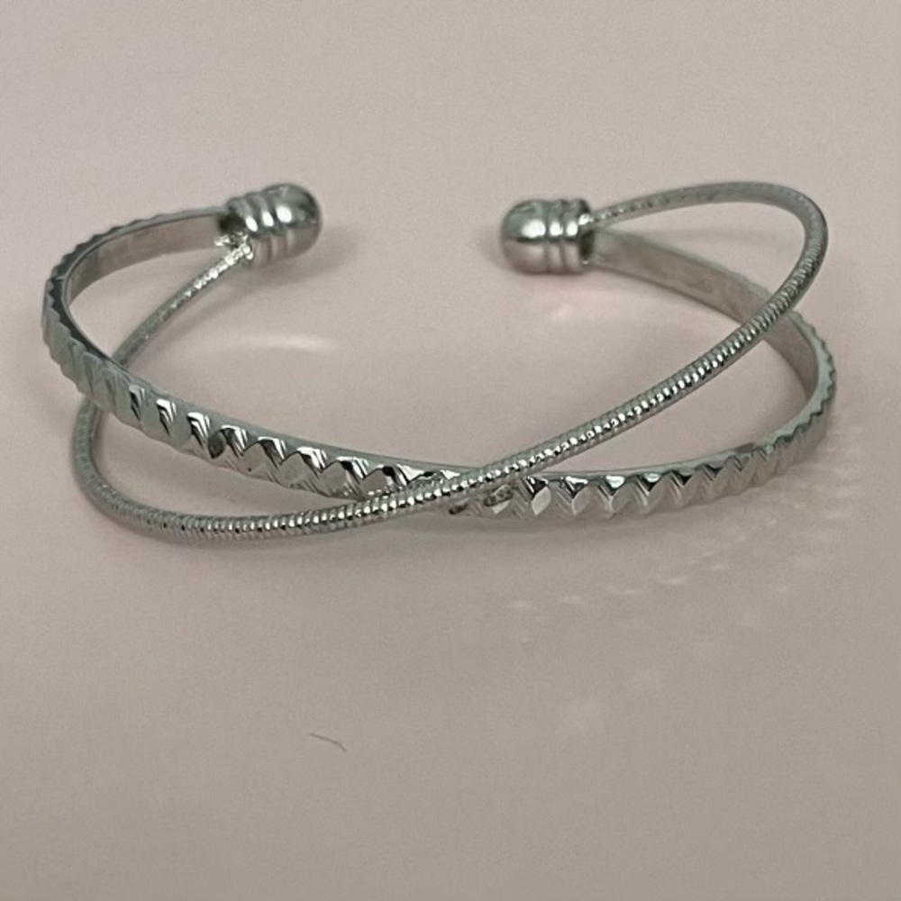 Elegant Silver Tone Cuff Bracelet Double Cross Design Statement Jewelry Bangle